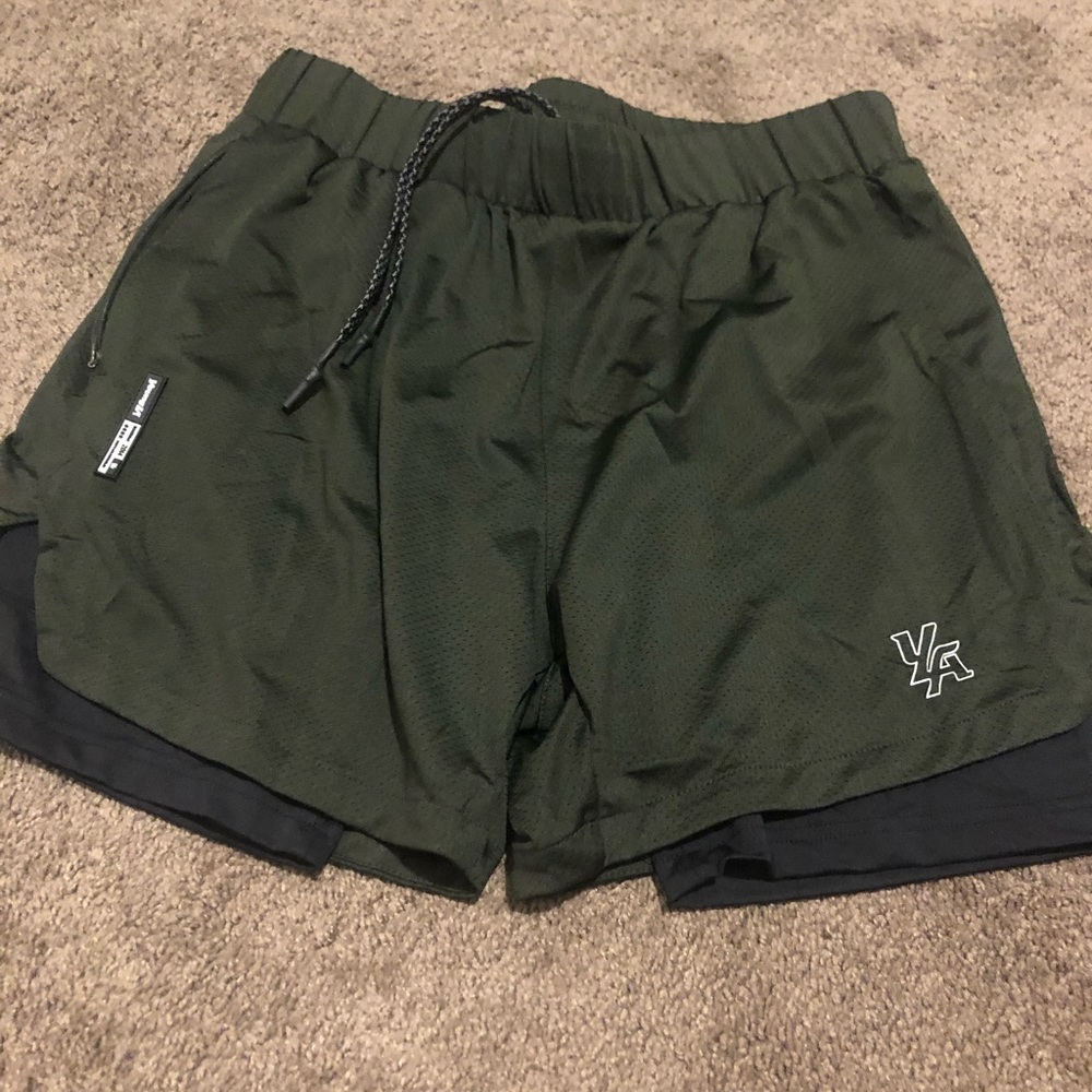 NWOT Young LA shorts